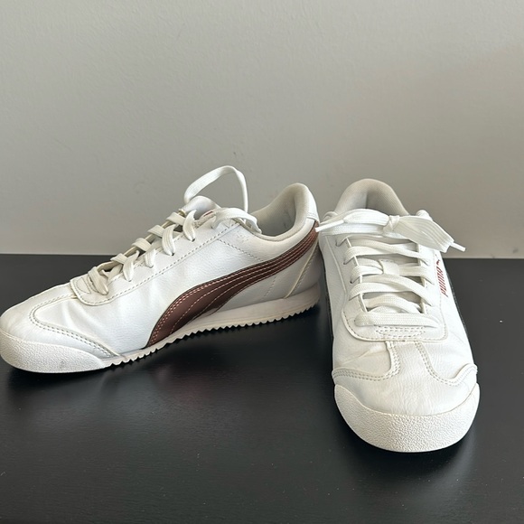 Puma Rose Gold Sneakers Sz 6.5 - Picture 2 of 7